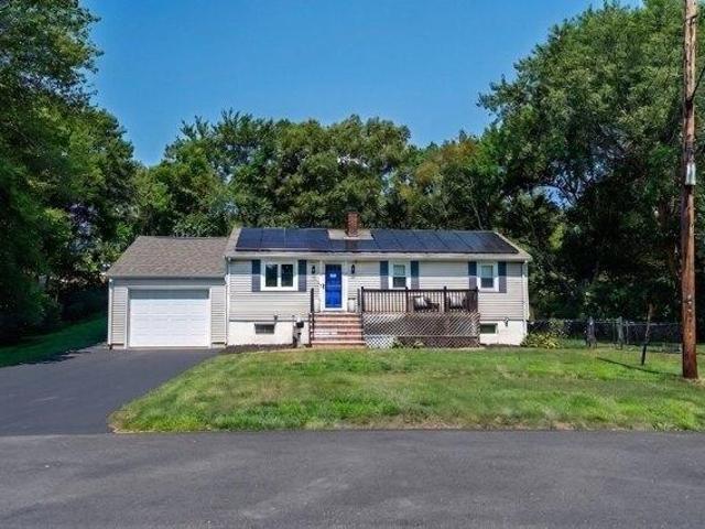 3 bedroom, Westwood MA 02090 105425022