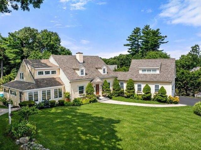 3 bedroom, Westwood MA 02090 105425051