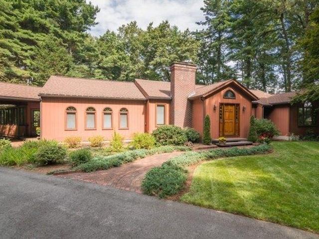 3 bedroom, Whately MA 01373 105353252