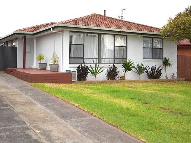 3 Bedroom with 1 Bedroom Sitter