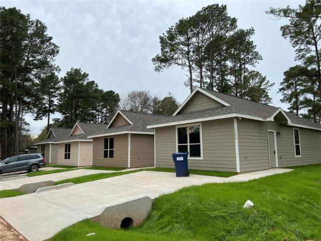 3 bedroom, Willis TX 77318 105432389