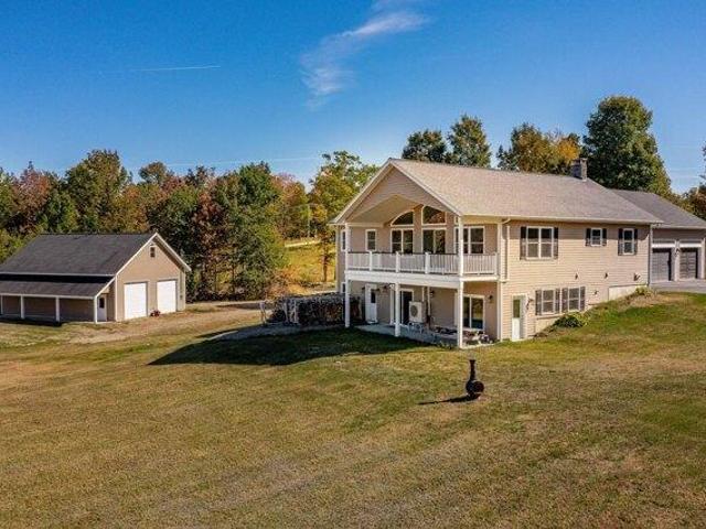 3 bedroom, Wilton ME 04294 105494701