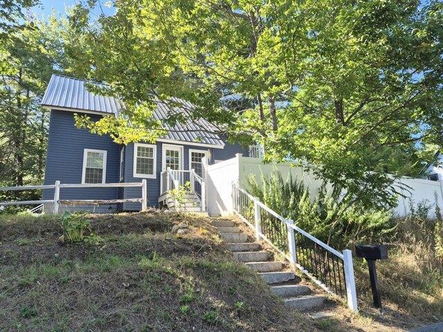 3 bedroom, Wilton ME 04294 105496240