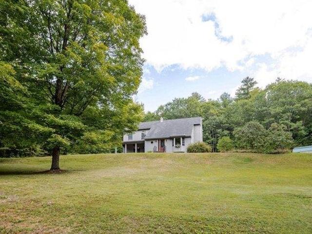 3 bedroom, Wilton ME 04294 105559034