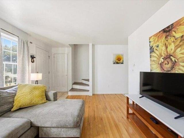 3 bedroom, Windham ME 04062 105814025