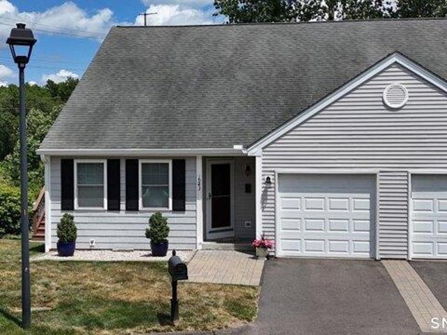 3 bedroom, Windsor CT 06095 105229522