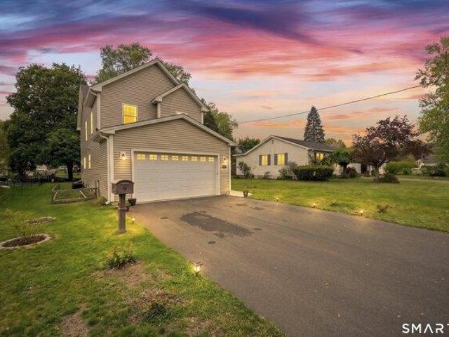 3 bedroom, Windsor Locks CT 06096 104790719