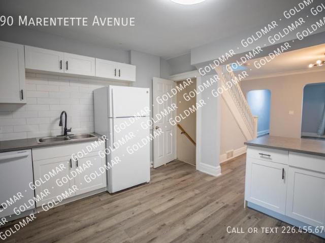 3 bedroom, Windsor ON N9A 1Z6 LS104819421