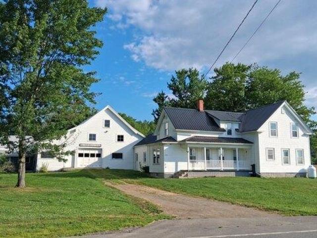 3 bedroom, Winslow ME 04901 105797263