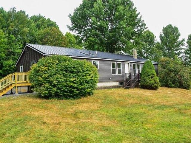 3 bedroom, Winslow ME 04901 105828398