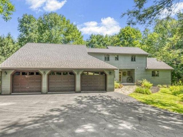 3 bedroom, Winthrop ME 04364 105696806