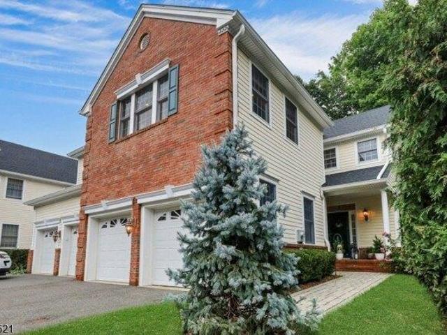 3 bedroom, Wyckoff NJ 07481 105575073