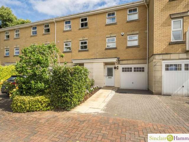 3 Bedroom Town House