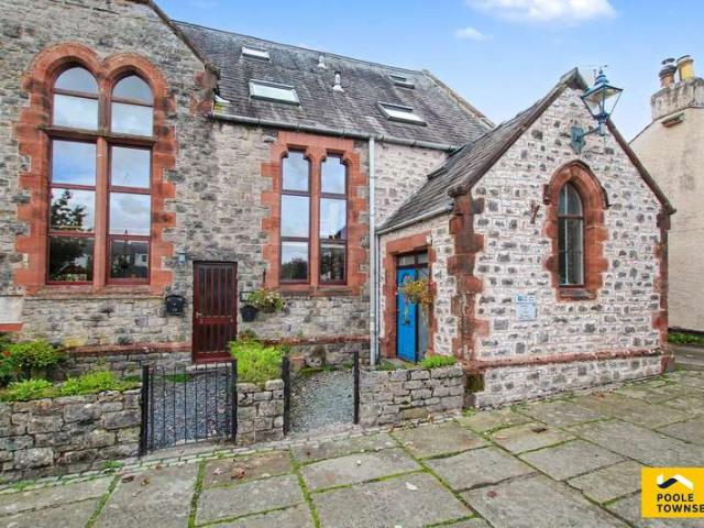3 Bedroom Town House