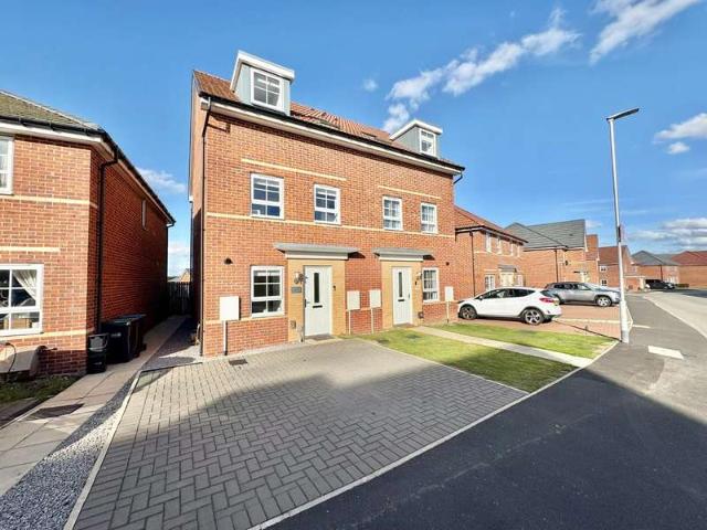 3 Bedroom Town House