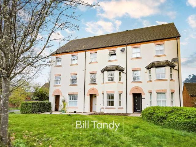 3 Bedroom Town House