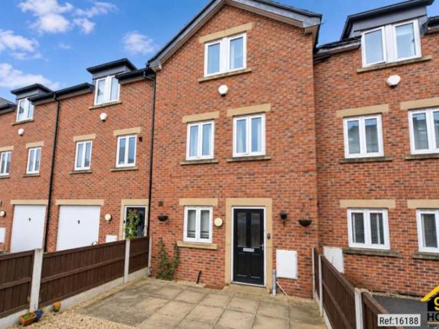 3 Bedroom Town House