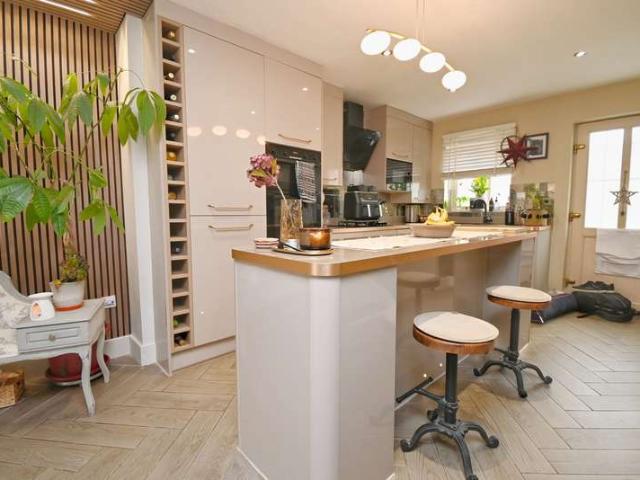 3 Bedroom Town House