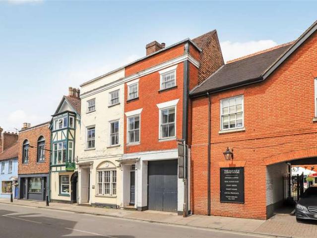 3 Bedroom Town House