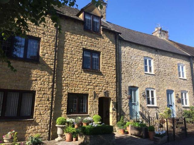3 Bedroom Town House