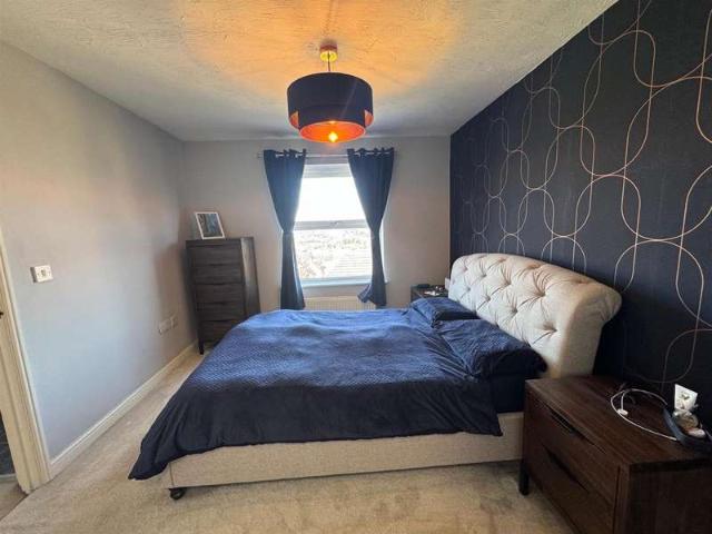 3 Bedroom Town House
