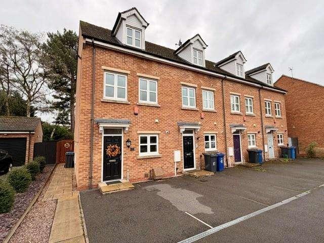 3 Bedroom Town House