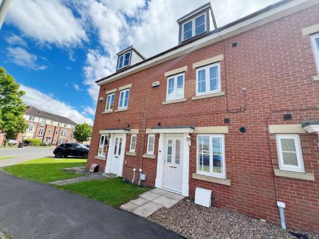 3 Bedroom Town House