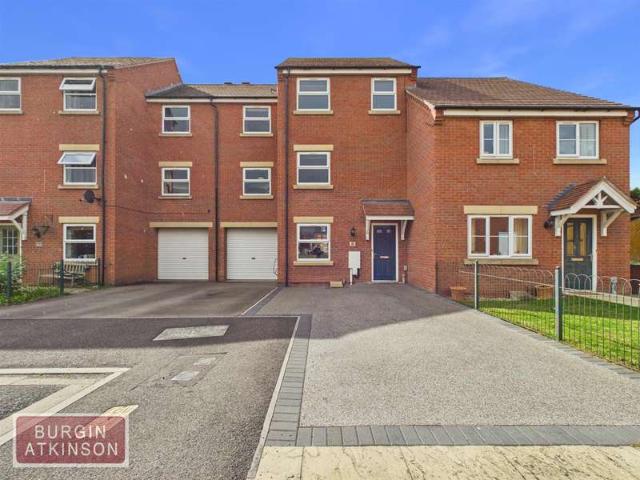 3 Bedroom Town House