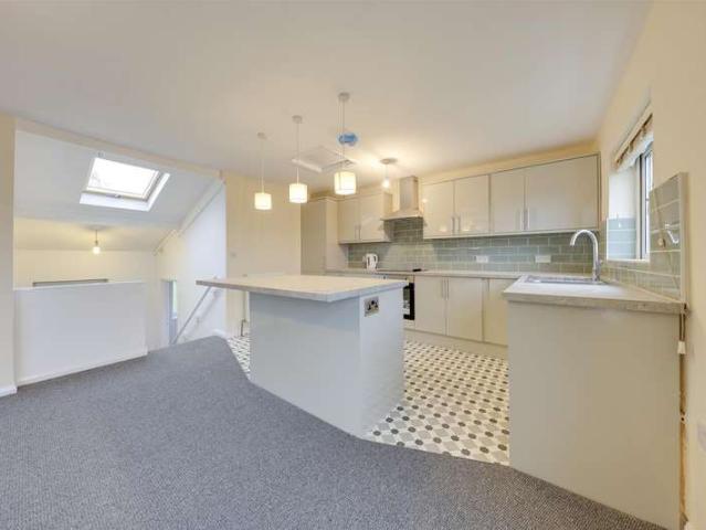 3 Bedroom Town House