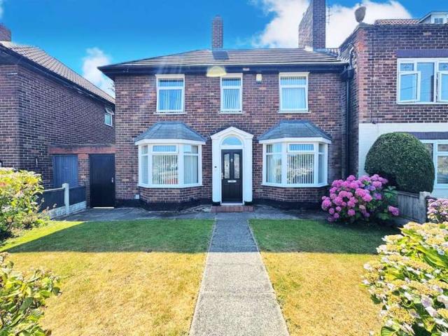 3 Bedroom Town House