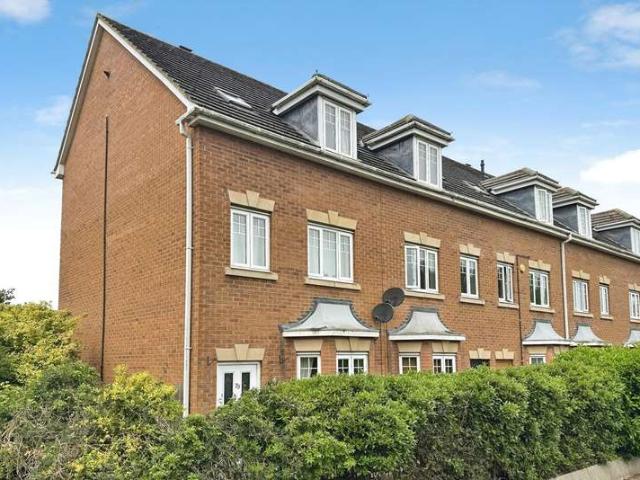 3 Bedroom Town House