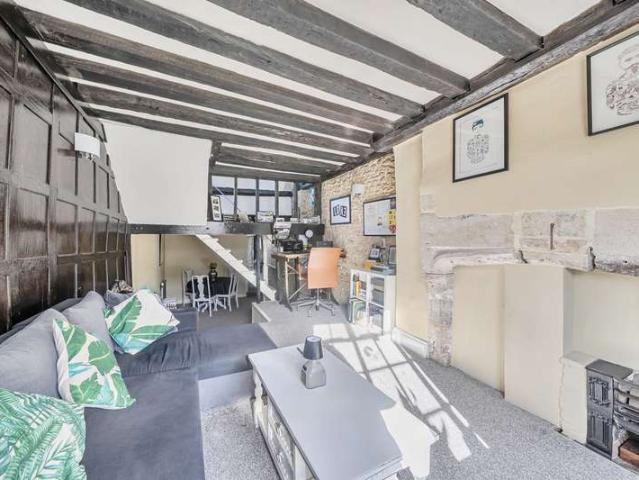3 Bedroom Town House