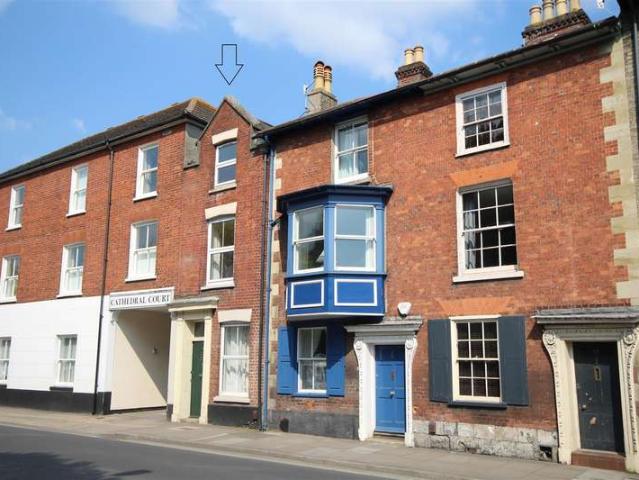 3 Bedroom Town House