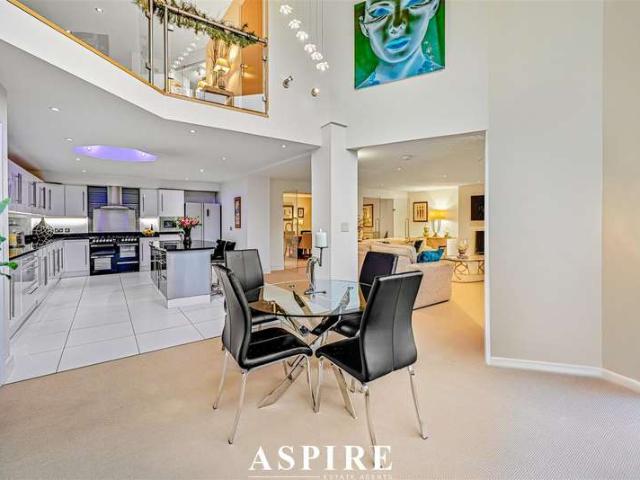 3 Bedroom Town House