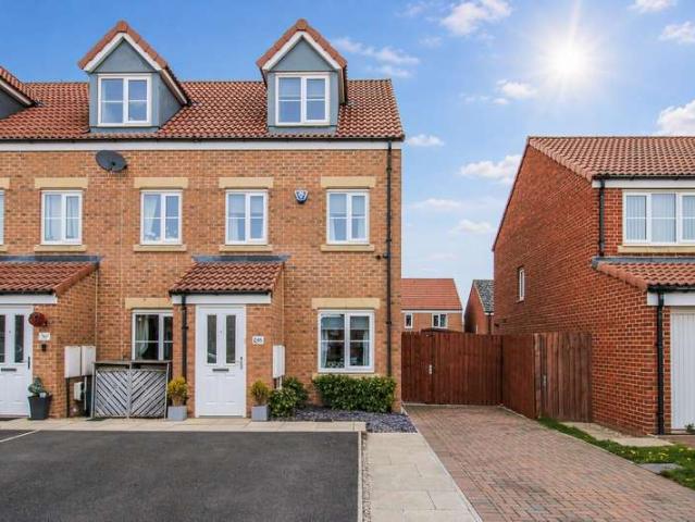 3 Bedroom Town House