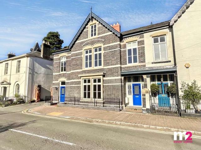 3 Bedroom Town House