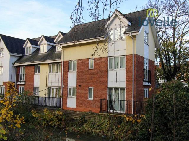 3 bedroom Town house To Let