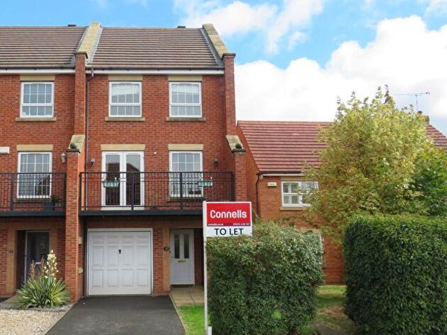 3 Bedroom Town House To Rent In Banquo Approach, Warwick, CV34