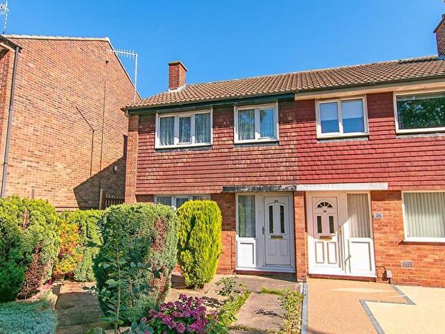 3 Bedroom Town House To Rent In Sobers Gardens, Arnold, Nottingham, NG5