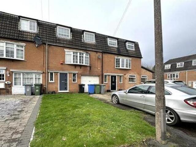 3 Bedroom Town House For Sale In Heyes Drive