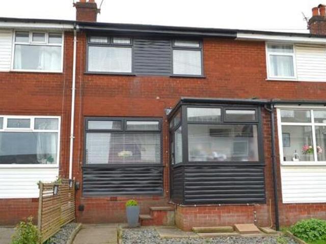3 Bedroom Town House For Sale In Hollinwood