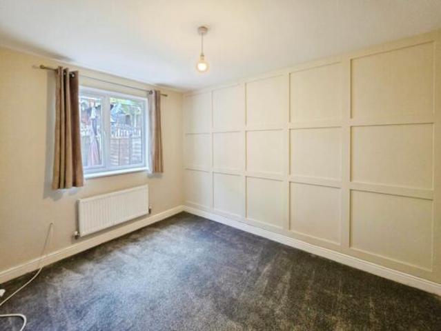 3 bedroom town house for sale in Moorhen Way, Packmoor, Stoke on Trent, ST7