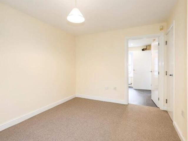 3 bedroom town house for sale in Newhampton Road East, Whitmore Reans, Wolverhampton, WV1