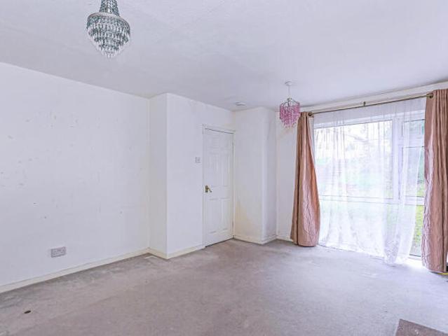 3 bedroom town house for sale in Rowood Drive, Solihull, B92