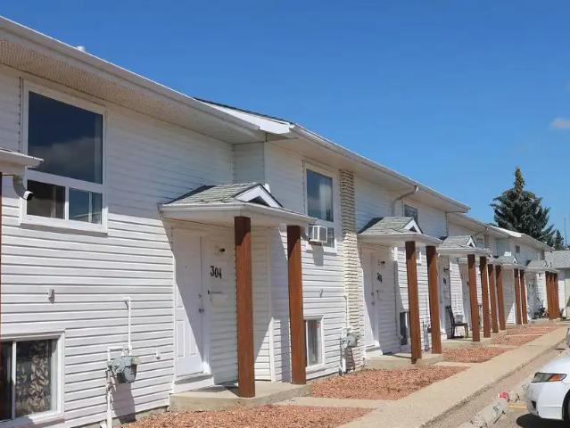 3 Bedroom Townhome For Rent!