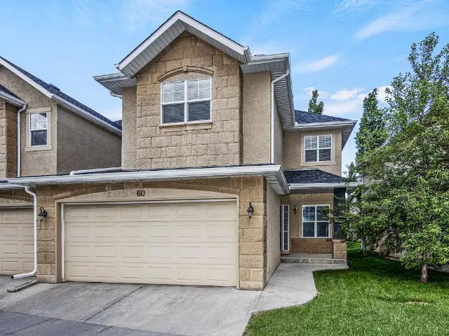 3 Bedroom Townhome in Strathcona Park