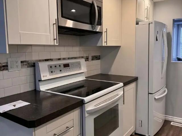 3 bedroom townhouse near Edmonton South Common