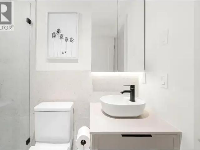 3 Bedroom Townhouse North Vancouver BC 102518885
