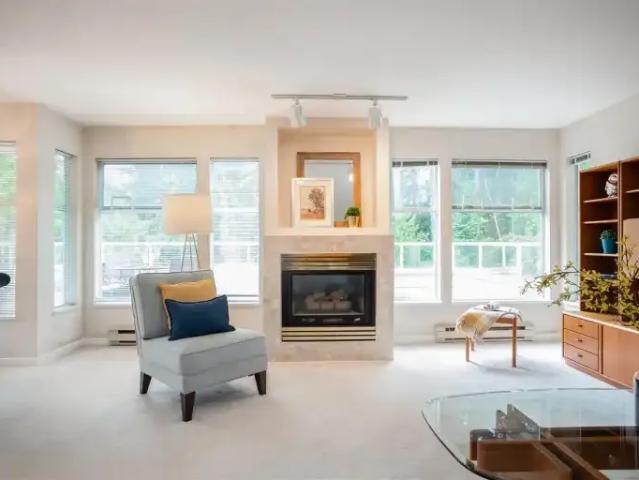 3 Bedroom Townhouse North Vancouver BC 106118116