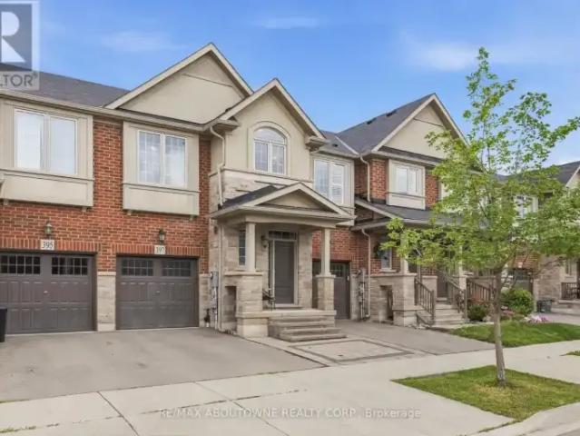3 Bedroom Townhouse Oakville ON 103740047